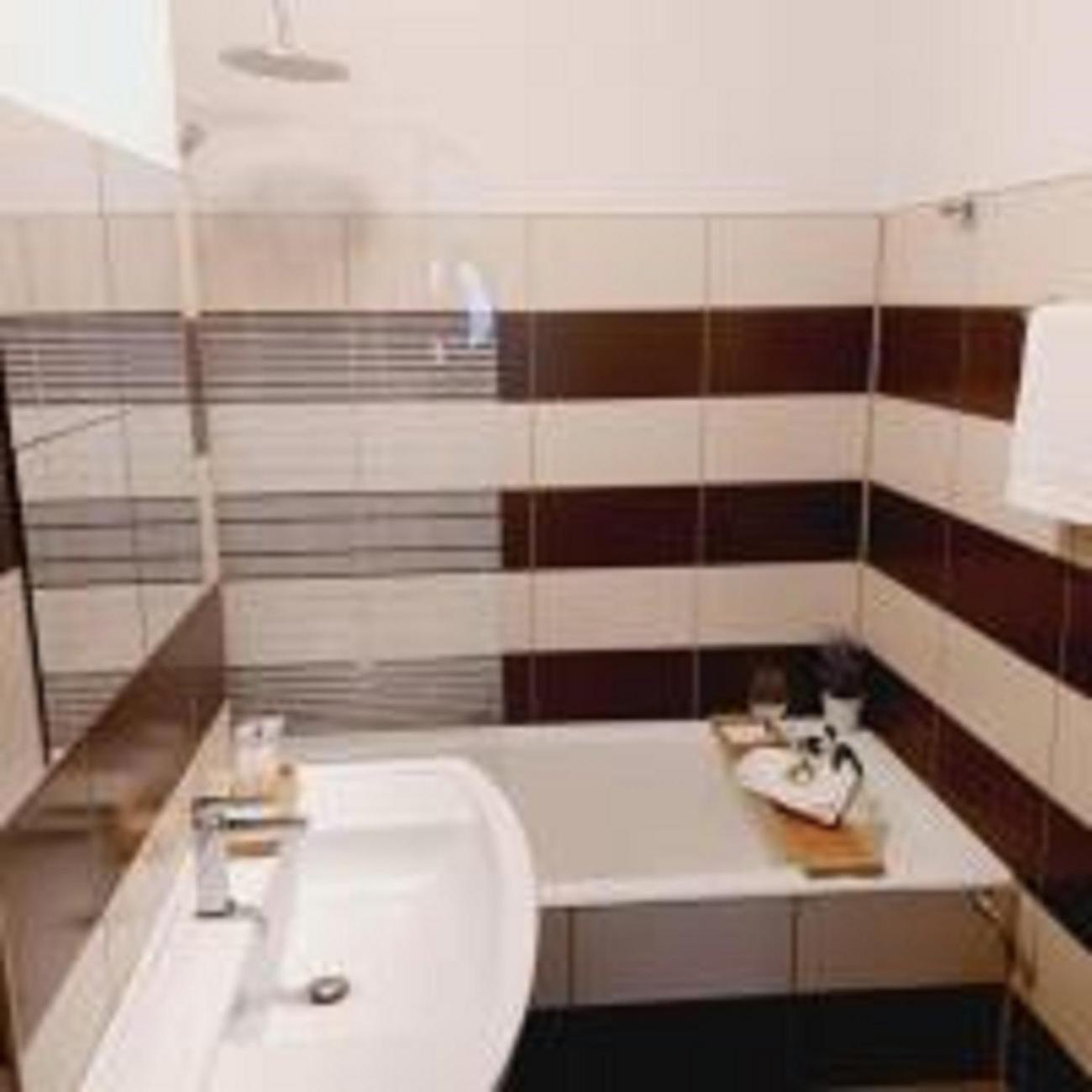 Cozy Apartment In The Center Of Bucureşti Exterior foto