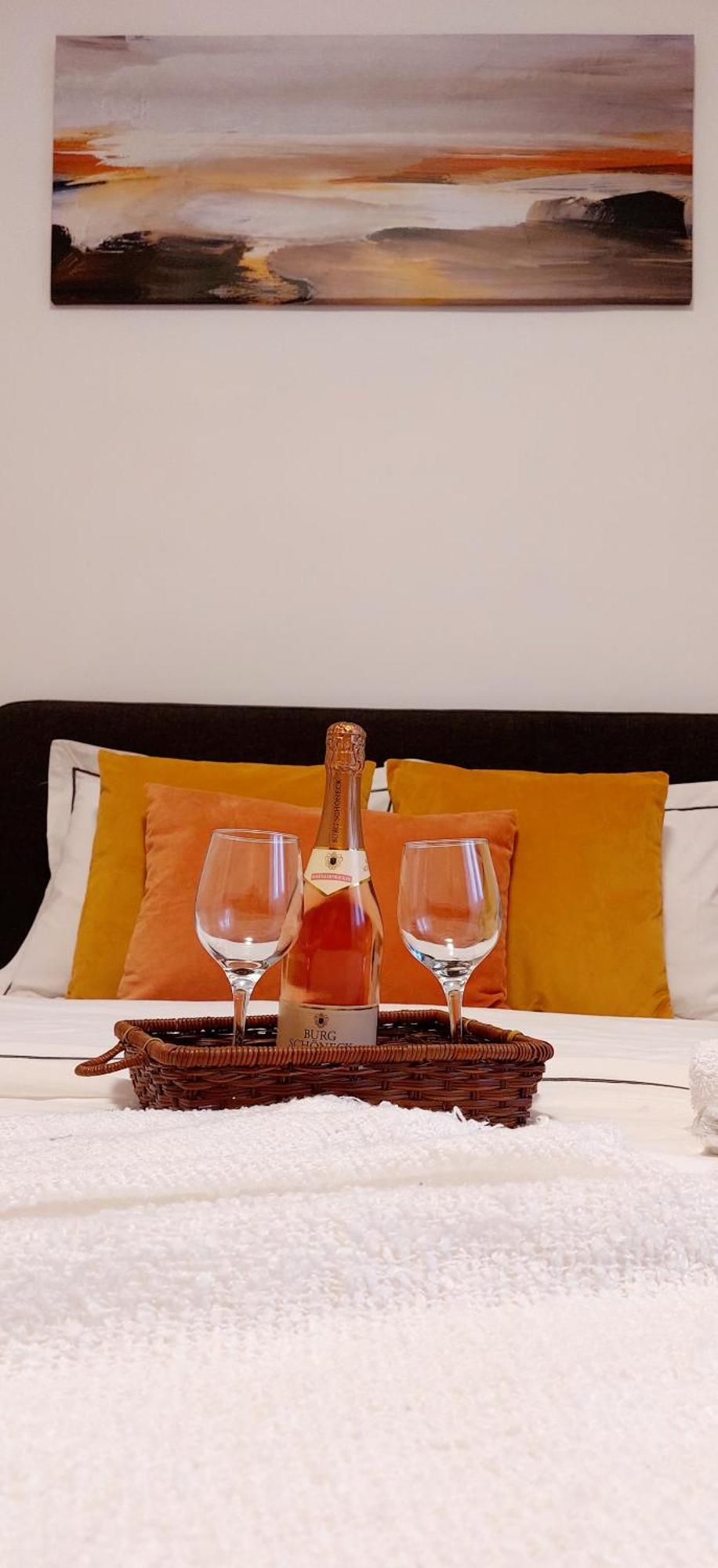 Cozy Apartment In The Center Of Bucureşti Exterior foto