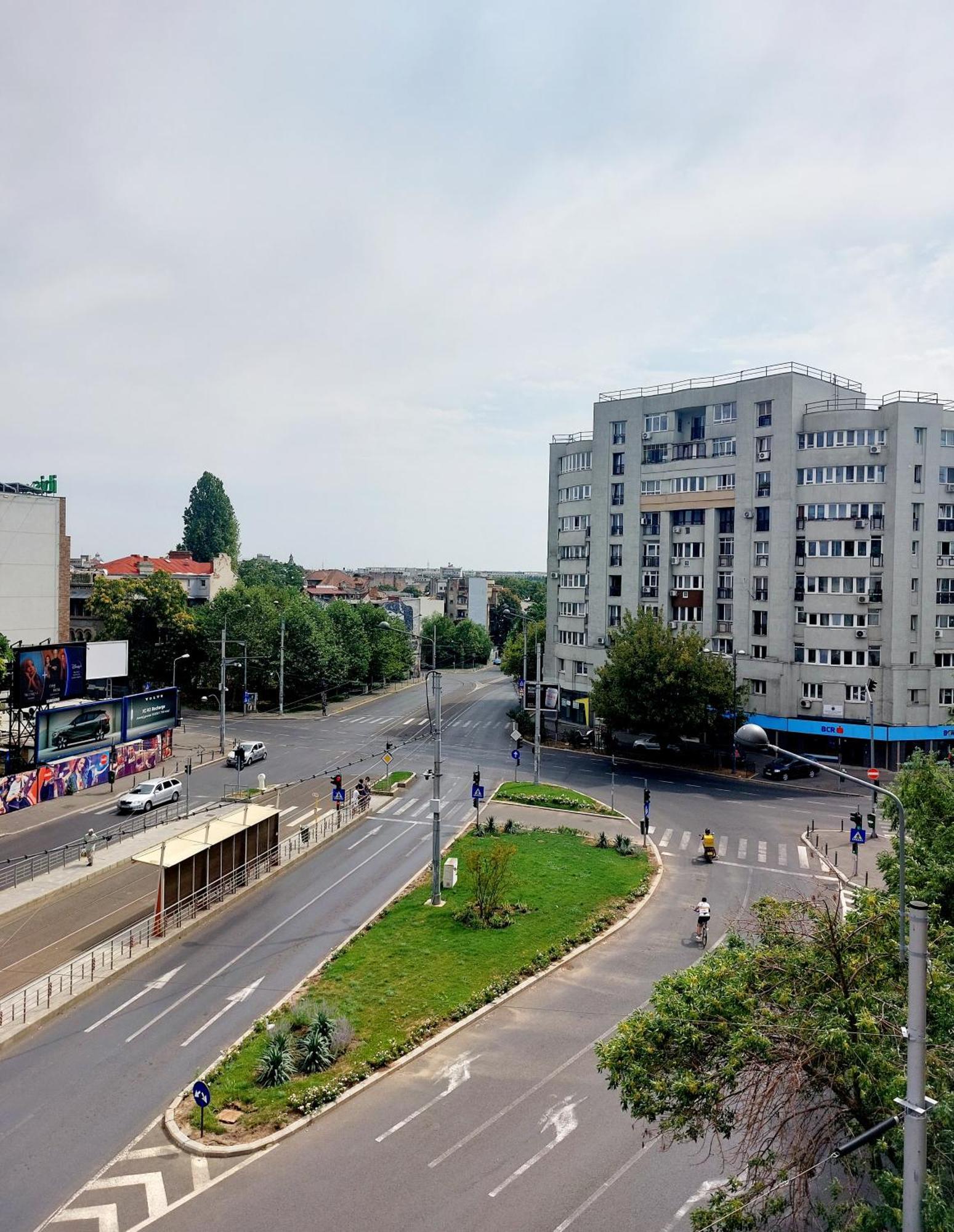 Cozy Apartment In The Center Of Bucureşti Exterior foto