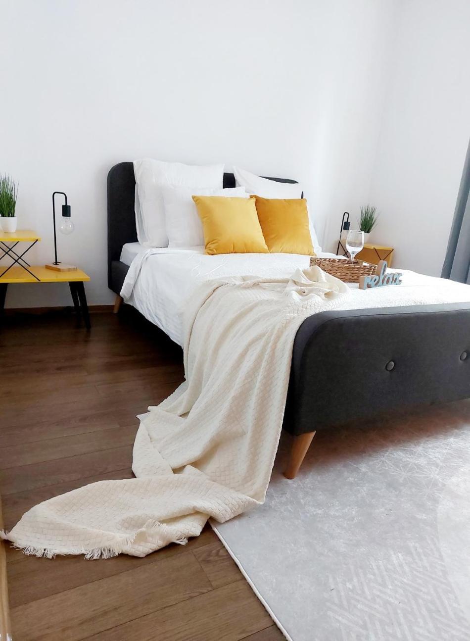Cozy Apartment In The Center Of Bucureşti Exterior foto