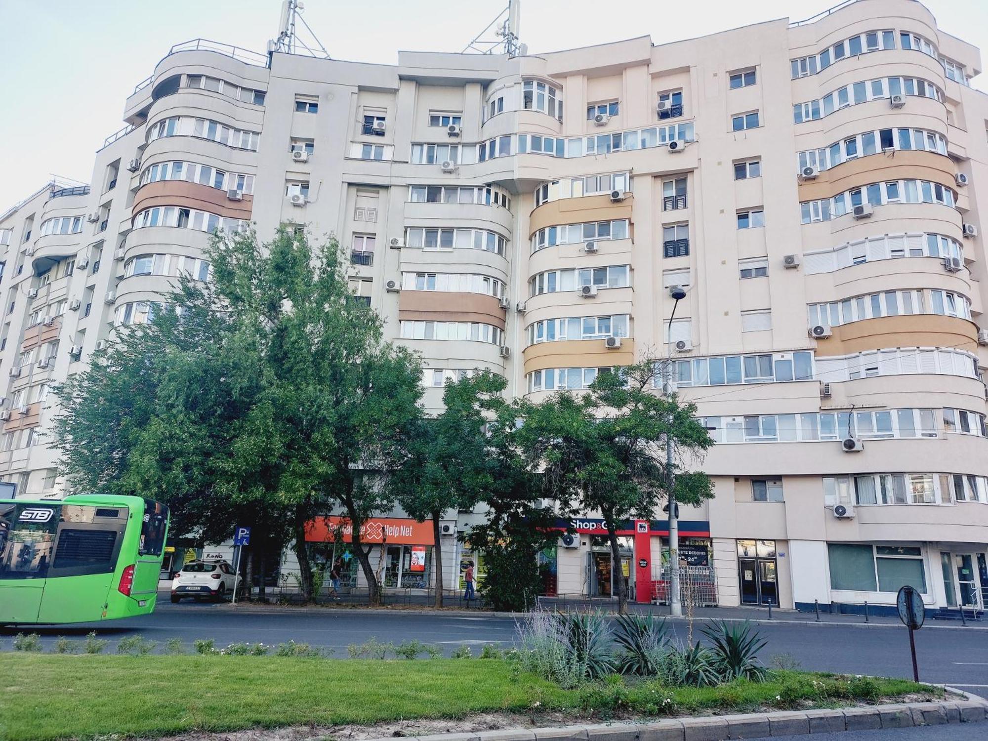 Cozy Apartment In The Center Of Bucureşti Exterior foto